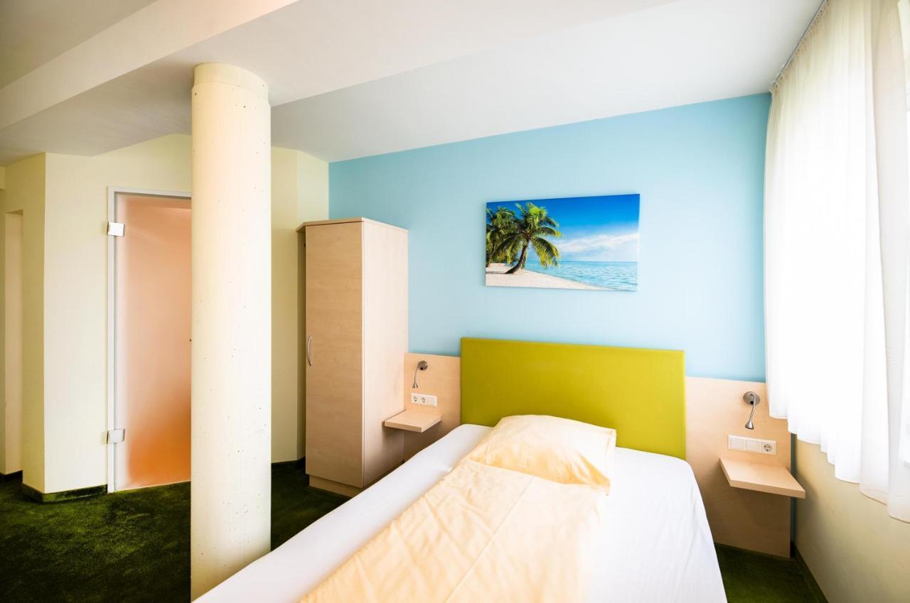 Sternplatz Hotel เอฮิงเงน ภายนอก รูปภาพ